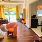 Magnifique F3 Lumineux Avec Terrasses, Climatisation, Garage Et Wifi A Amelie-les-bains - Fr-1-703-81 Апартаменты Амели-ле-Бен-Палальда