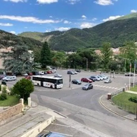 Magnifique F3 Lumineux Avec Terrasses, Climatisation, Garage Et Wifi A Amelie-les-bains - Fr-1-703-81 *