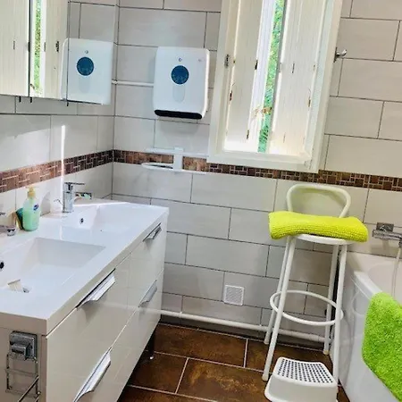 Magnifique F3 Lumineux Avec Terrasses, Climatisation, Garage Et Wifi A Amelie-les-bains - Fr-1-703-81